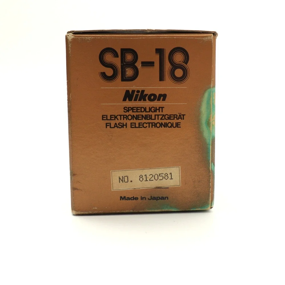Nikon SB-18 Speedlight Elektronik Blitzgerat Flash Electronique Made in Japan